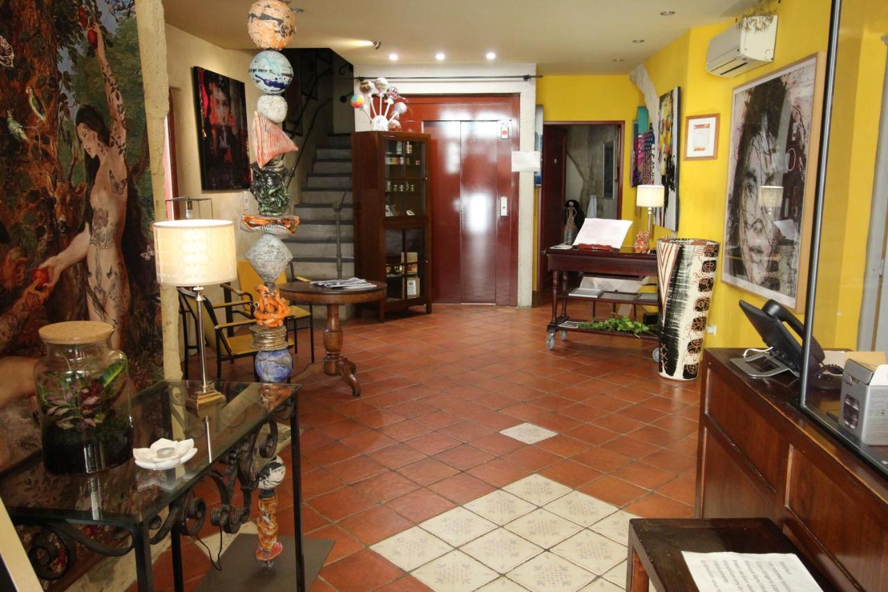 Hostellerie Provencale Uzes Exterior photo