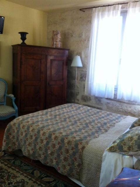 Hostellerie Provencale Uzes Room photo